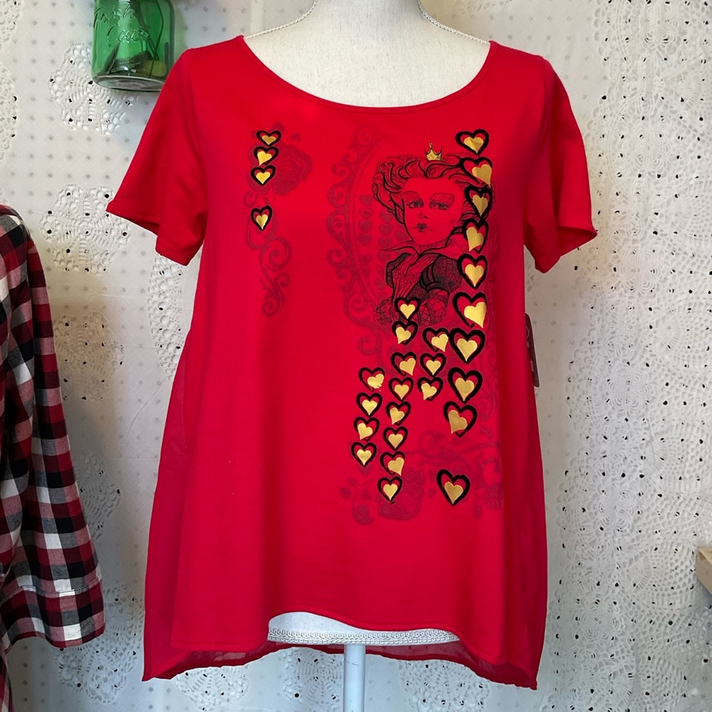 Disney Queen of Hearts Top Size Medium High Low Blouse Valentines Day ❤️‍🔥